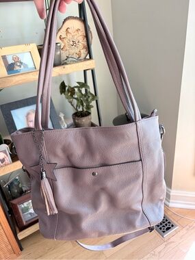 Women's mauve 2 way Bag with Tassel Charm